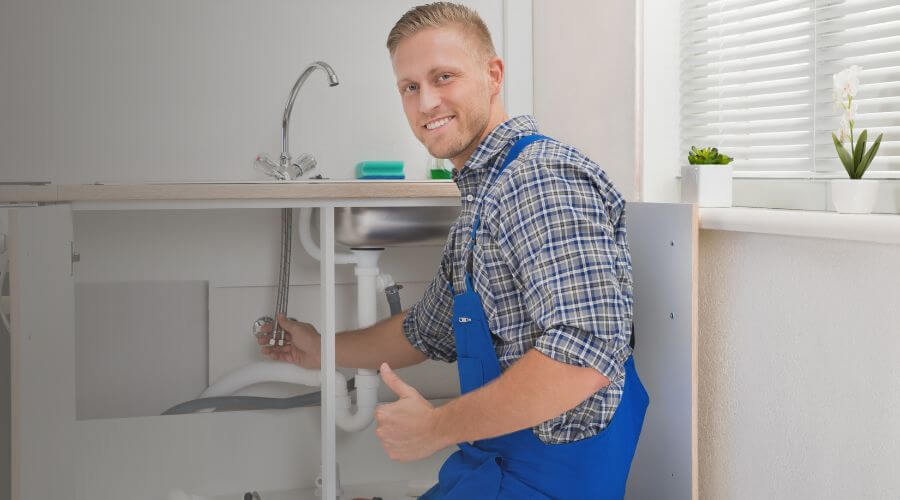 Professional Tankless Water Heater Installation in Leivasy, WV
